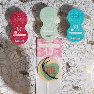 Assorted Scentsy Pods Plus One Scent Circle